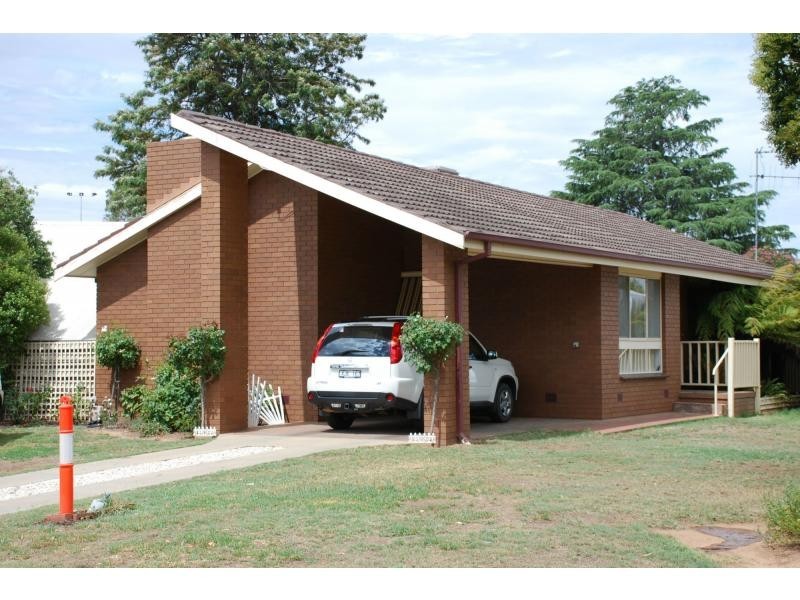 5 Margaret Court, Cobram VIC 3644