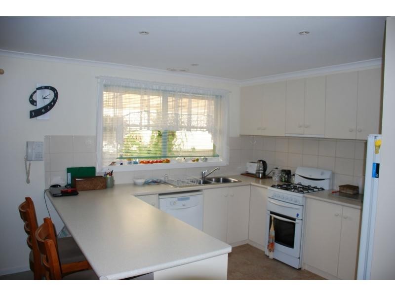 5 Margaret Court, Cobram VIC 3644