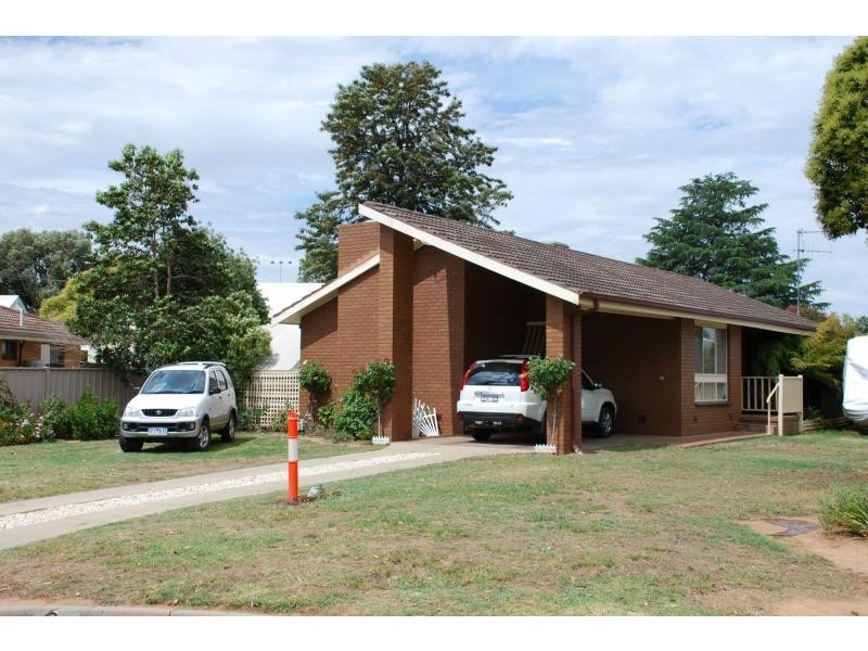 5 Margaret Court, Cobram VIC 3644
