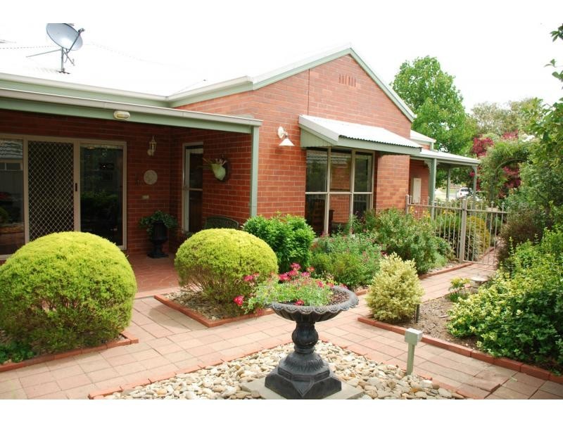 5 Sandy Court, Cobram VIC 3644