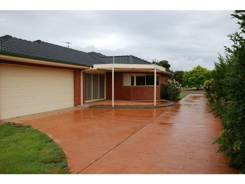 5 Bisogni Drive, Cobram VIC 3644
