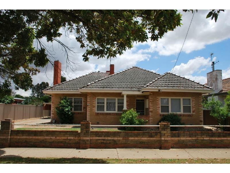 18 Broadway Street, Cobram VIC 3644