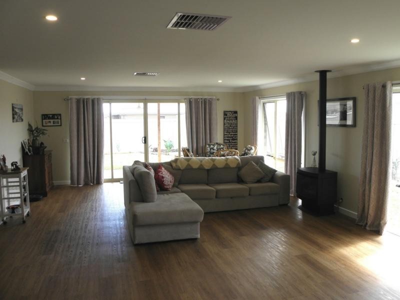 156 Deniliquin Street, Tocumwal NSW 2714