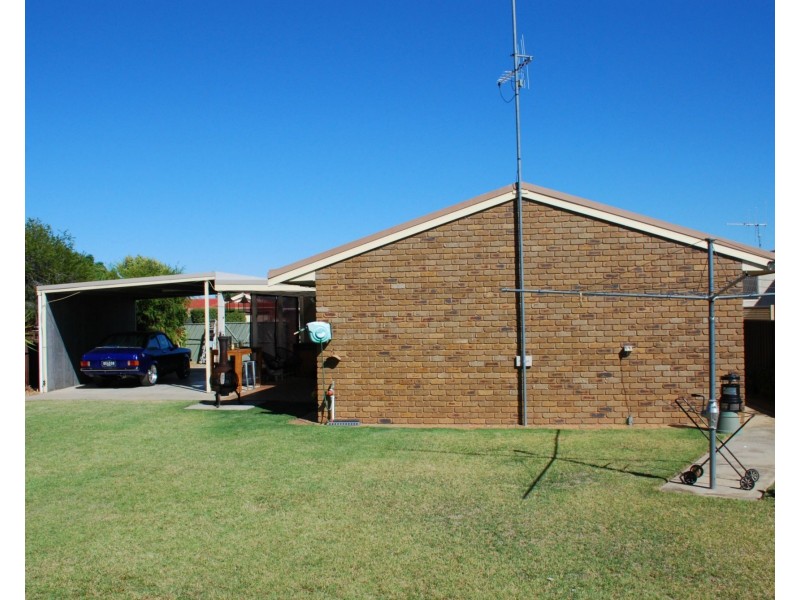 8 Apricot Circuit, Cobram VIC 3644