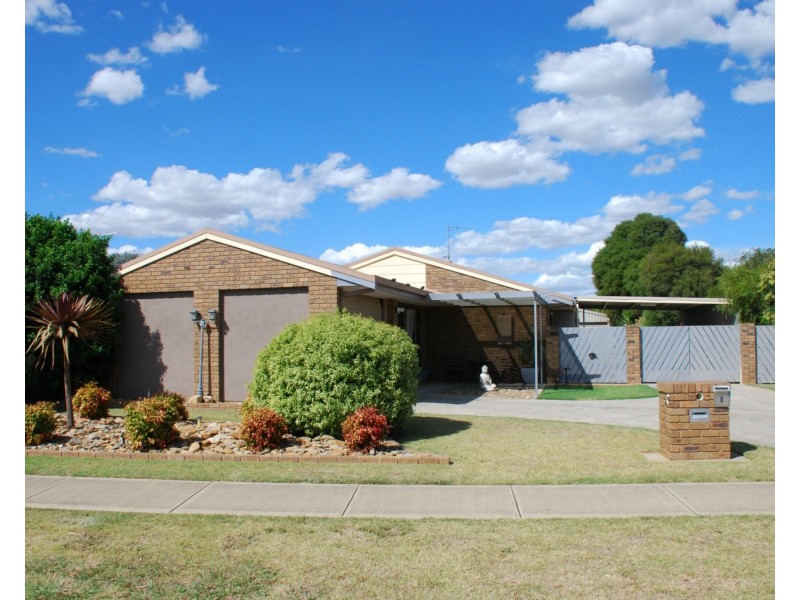 8 Apricot Circuit, Cobram VIC 3644