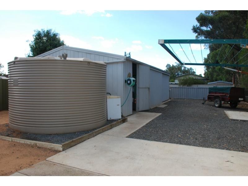 1 Browne Street, Tocumwal NSW 2714