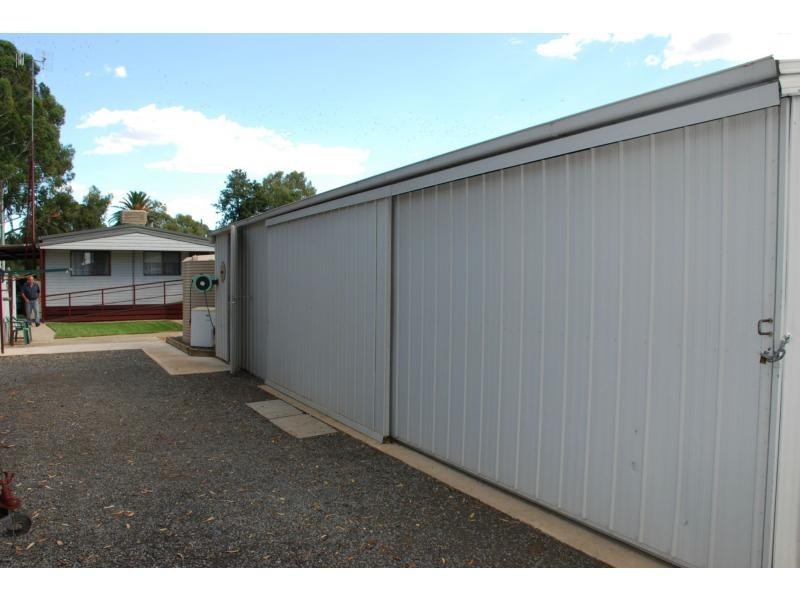 1 Browne Street, Tocumwal NSW 2714