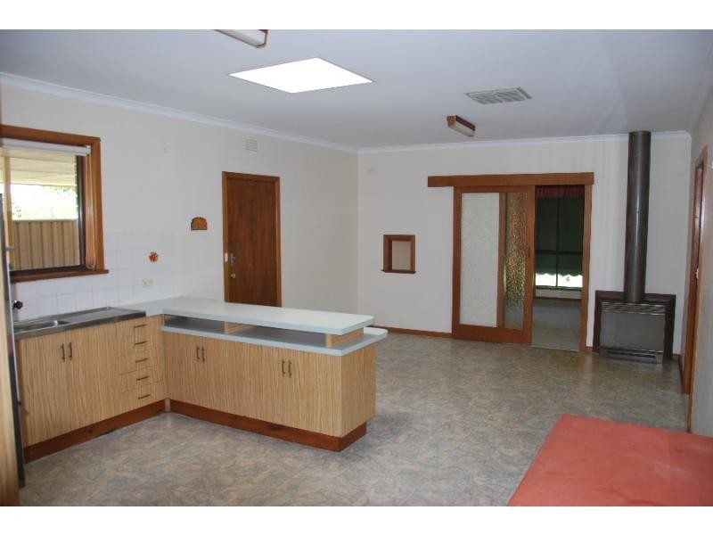 10 Brepbir Street, Cobram VIC 3644