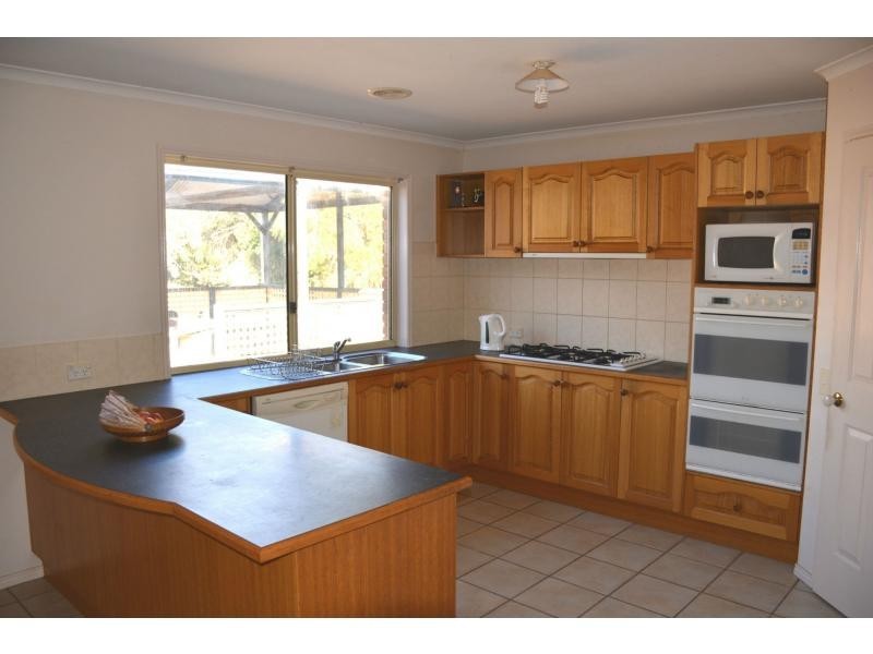 250 Golf Course Road, Barooga NSW 3644