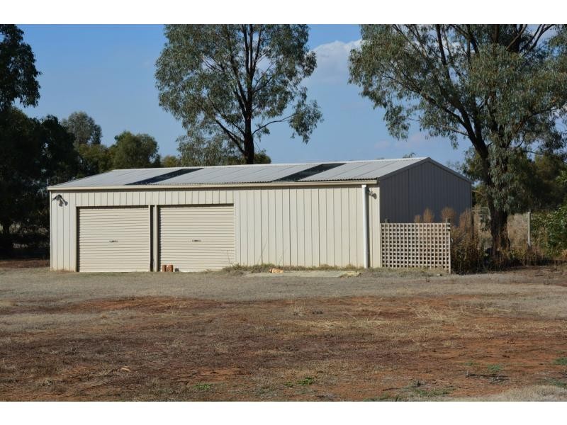250 Golf Course Road, Barooga NSW 3644
