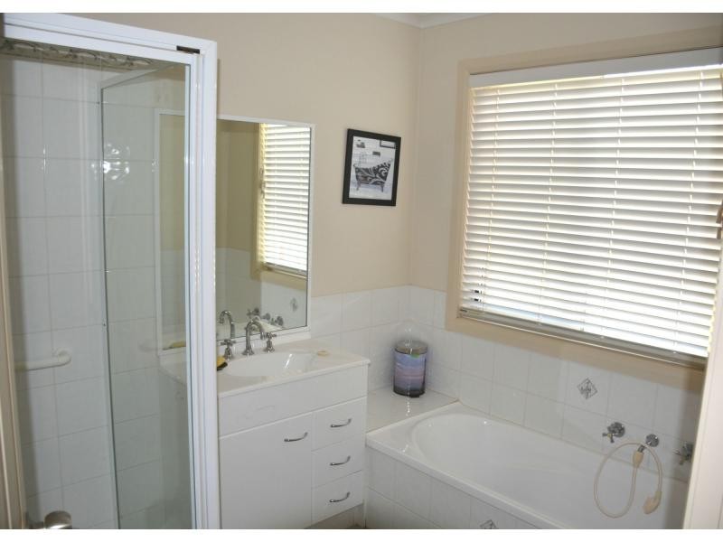 32 Kenny Road, Yarroweyah VIC 3644