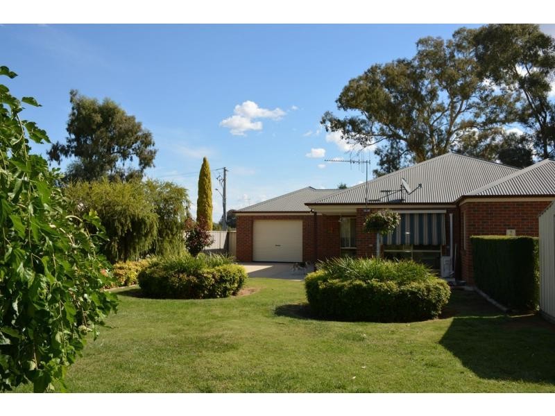 32 Kenny Road, Yarroweyah VIC 3644
