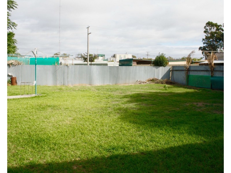 3 Pine Street, Cobram VIC 3644