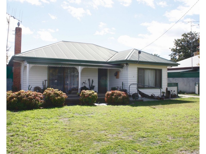 3 Pine Street, Cobram VIC 3644