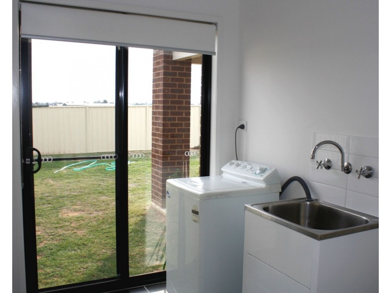 24 Gattuso Drive, Cobram VIC 3644