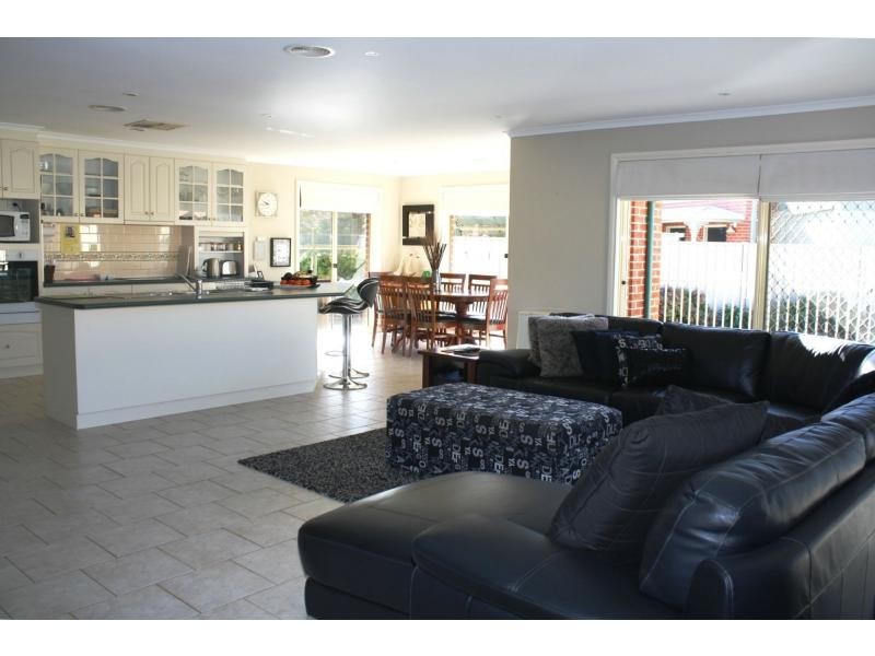 6 Sandy Court, Cobram VIC 3644