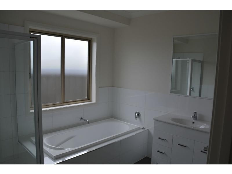 28 Dudley Park Lane, Cobram VIC 3644