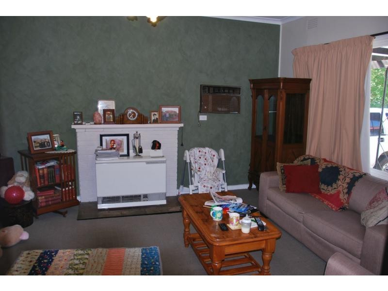 21 Boorin Street, Cobram VIC 3644