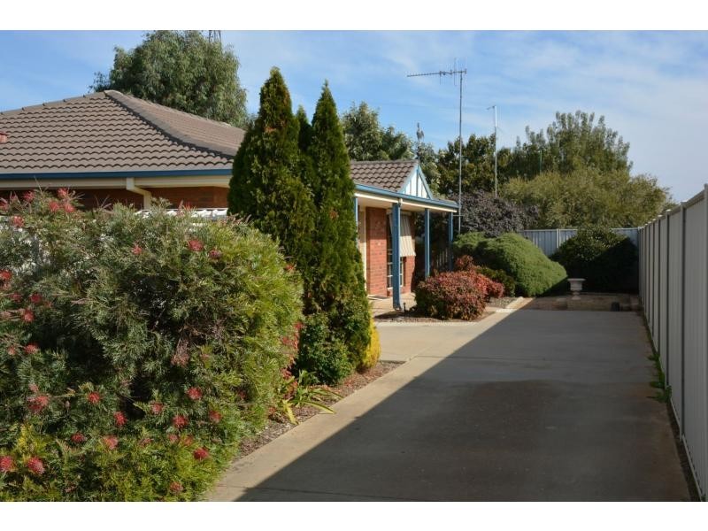 Unit 2/71 Campbell Road, Cobram VIC 3644