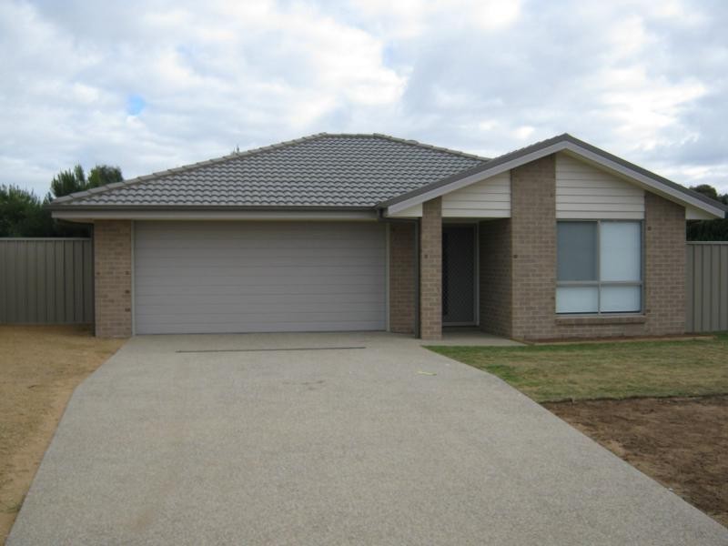 22 Mavis Steward Drive, Barooga NSW 3644