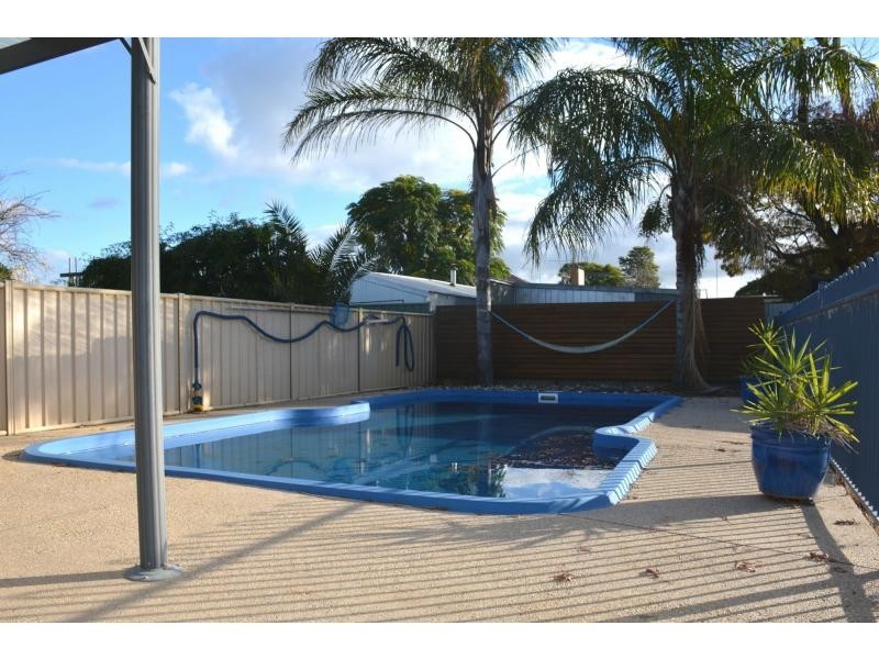 17 Wirbill Street, Cobram VIC 3644