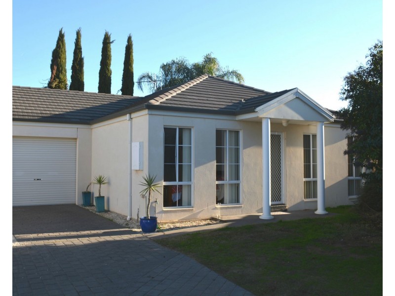 3/9 Lawson Drive, Cobram VIC 3644