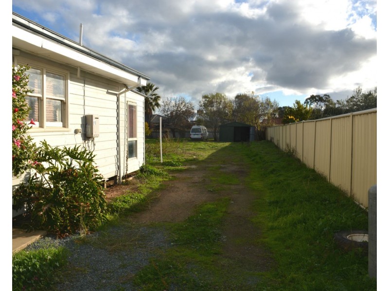 33 William Street, Cobram VIC 3644