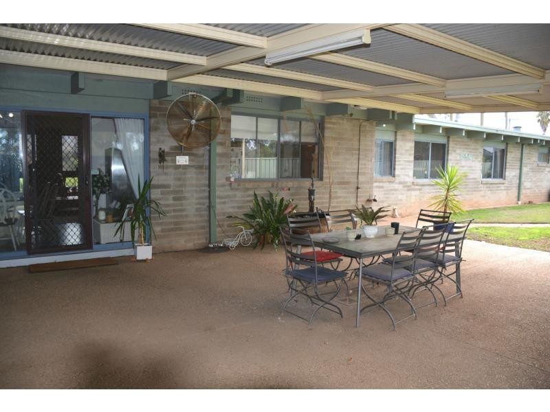 16 Toms Drive, Cobram VIC 3644