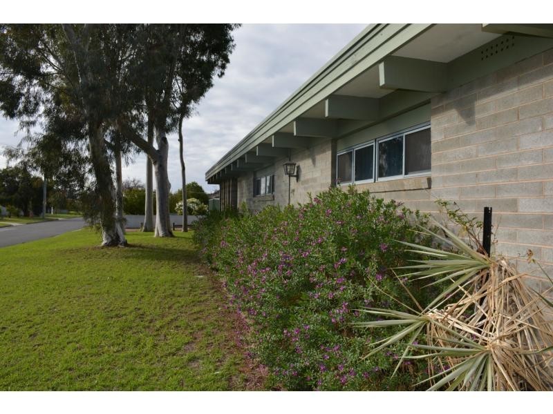 16 Toms Drive, Cobram VIC 3644