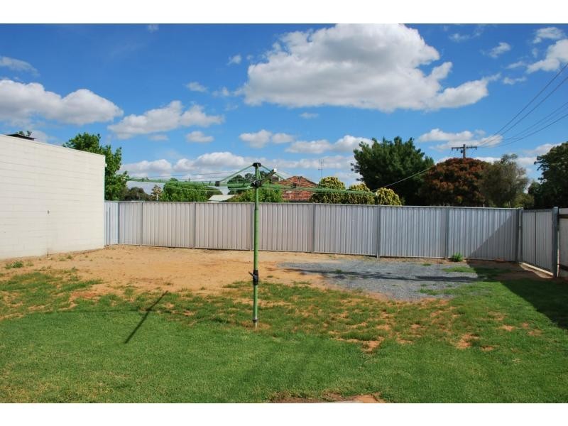 2 Mookarii Street, Cobram VIC 3644