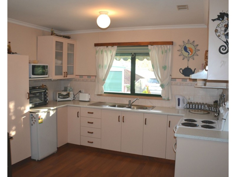 20 Oasis Drive, Cobram VIC 3644