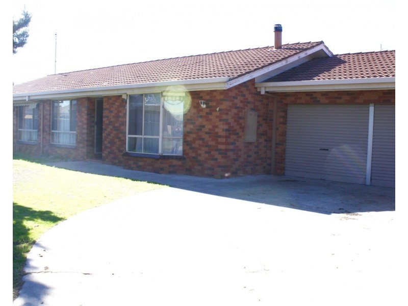 4 Mitchell Street, Cobram VIC 3644