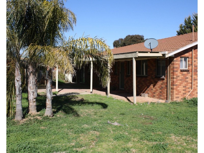 4 Mitchell Street, Cobram VIC 3644