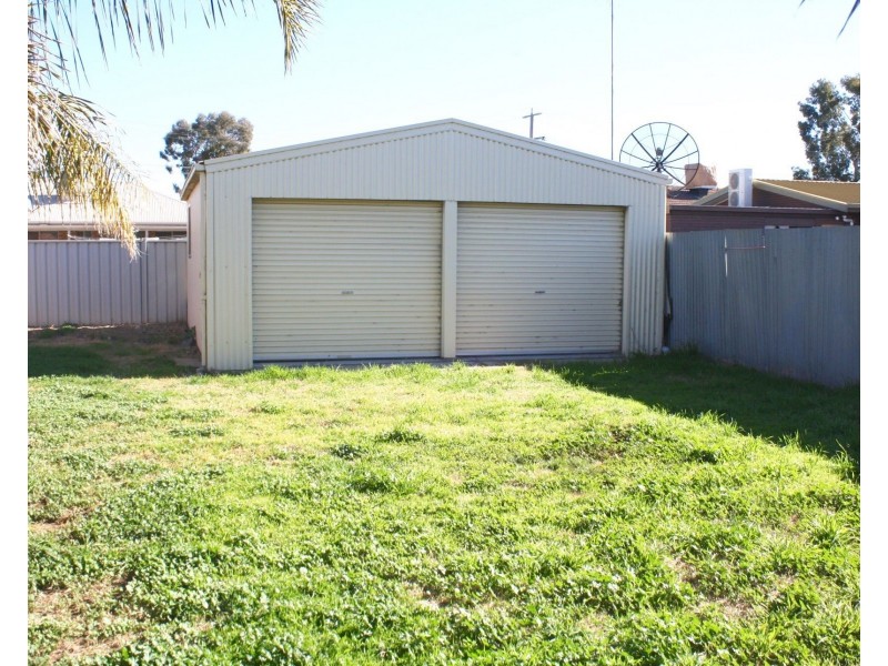 4 Mitchell Street, Cobram VIC 3644