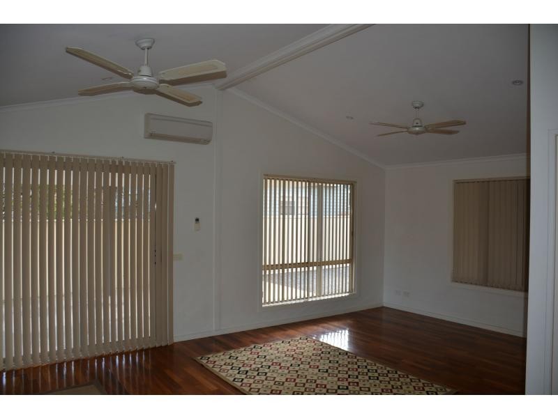 19 Hill Street, Tocumwal NSW 2714