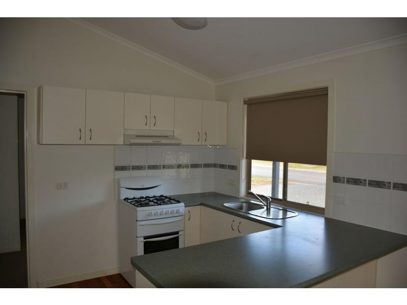 19 Hill Street, Tocumwal NSW 2714