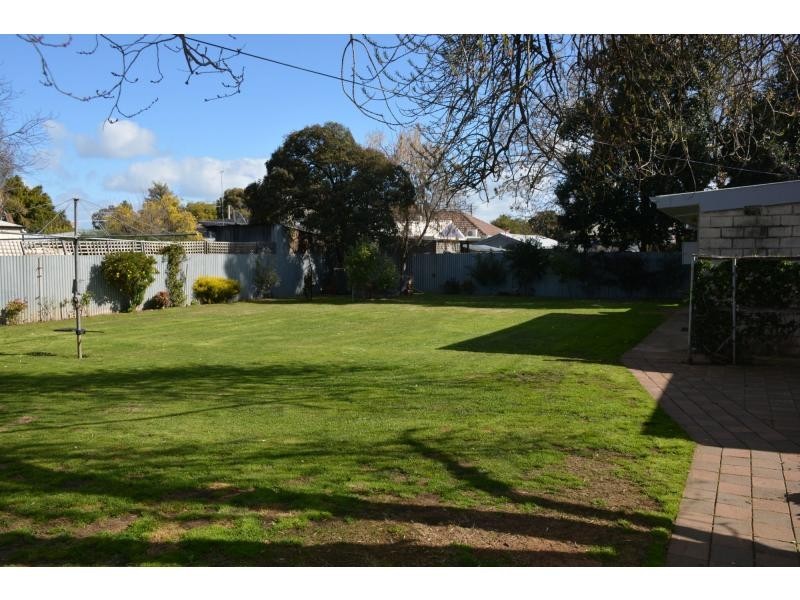 5 Wilkur Street, Cobram VIC 3644