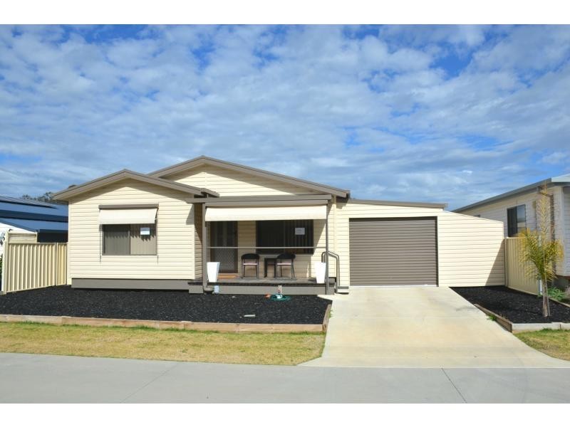 43 Andre Street, Green Palms Village, Cobram VIC 3644