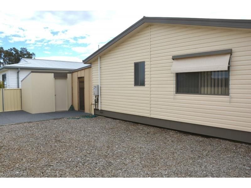 43 Andre Street, Green Palms Village, Cobram VIC 3644