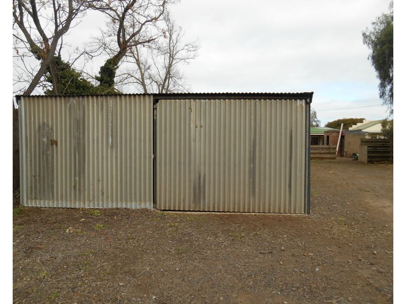 19 Beek Street, Katamatite VIC 3649