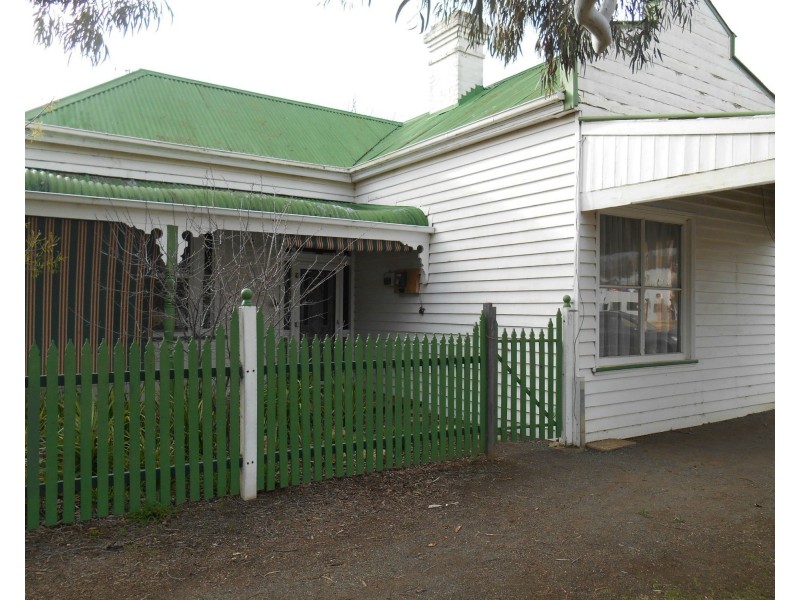 19 Beek Street, Katamatite VIC 3649