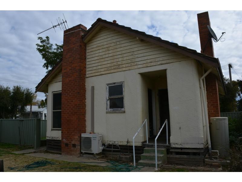 10 Wadeson Street, Cobram VIC 3644