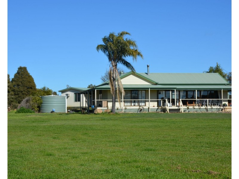 3391 Tocumwal-Barooga Road, Barooga VIC 3644