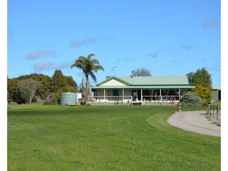 3391 Tocumwal-Barooga Road, Barooga VIC 3644