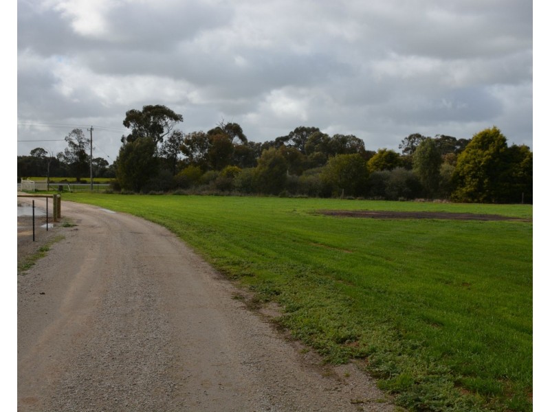 3391 Tocumwal-Barooga Road, Barooga VIC 3644