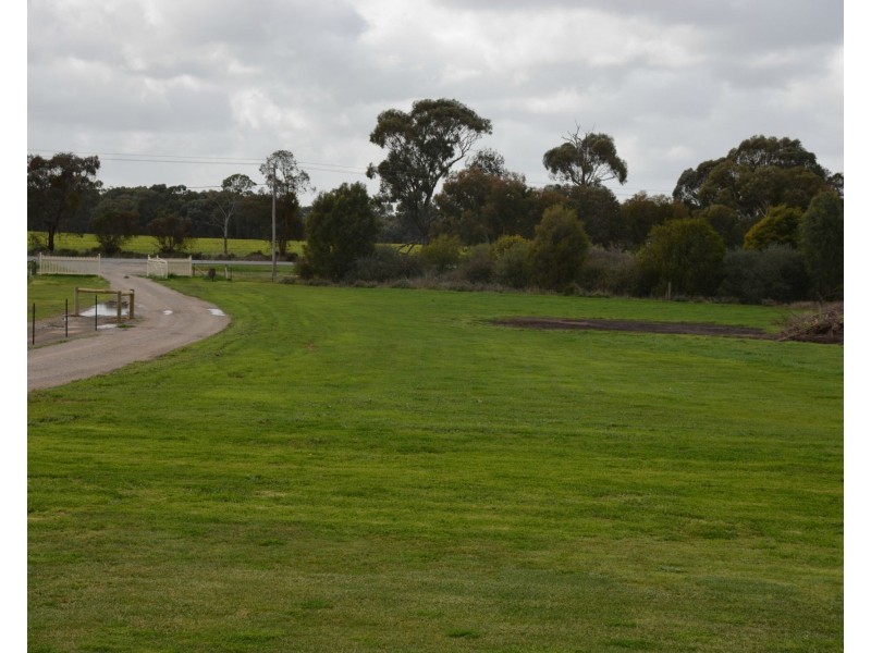 3391 Tocumwal-Barooga Road, Barooga VIC 3644