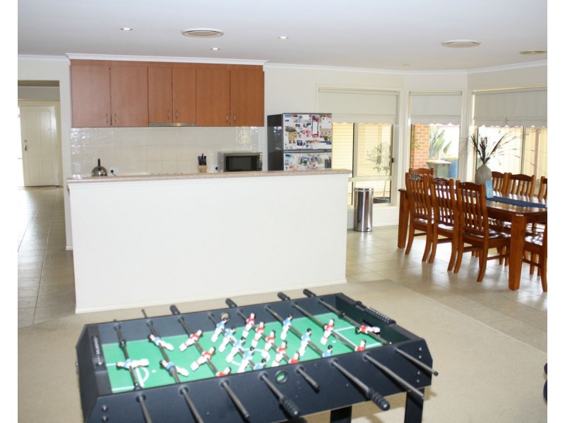 13 Elberta Court, Cobram VIC 3644