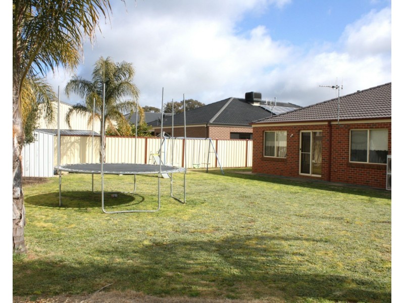13 Elberta Court, Cobram VIC 3644