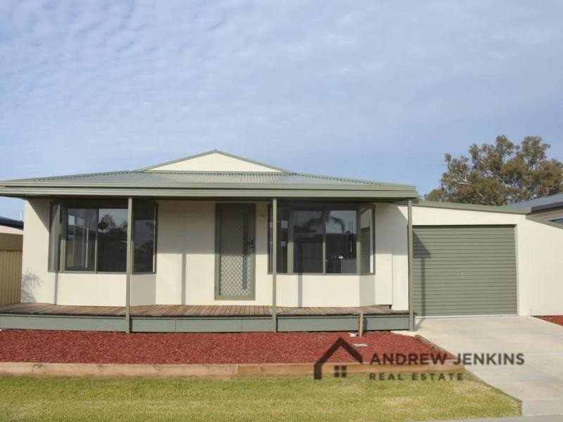25 Andre Street, Green Palms Village, Cobram VIC 3644