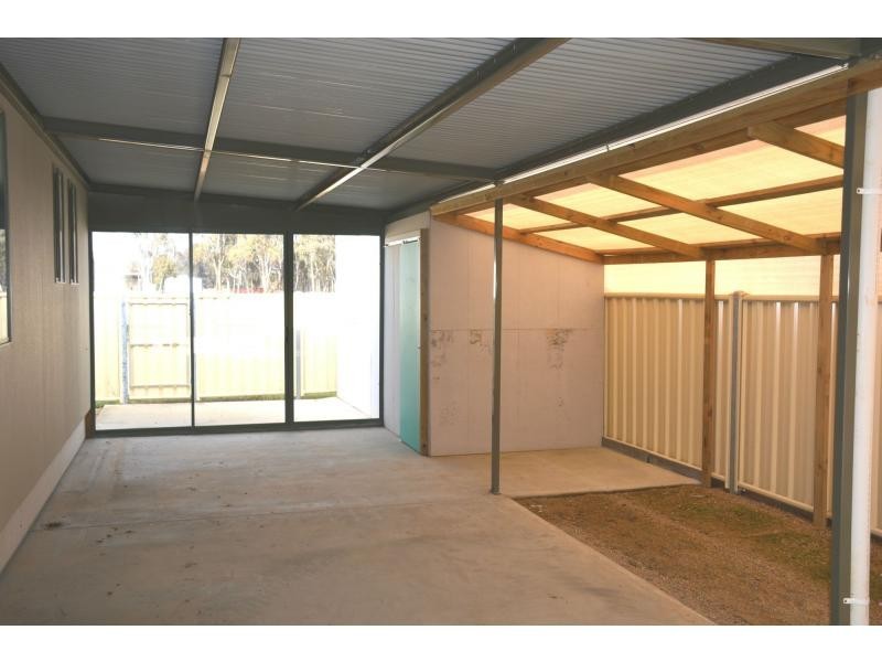 25 Andre Street, Green Palms Village, Cobram VIC 3644